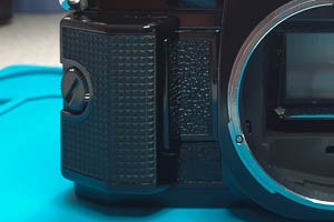 Canon A-1: Action grip