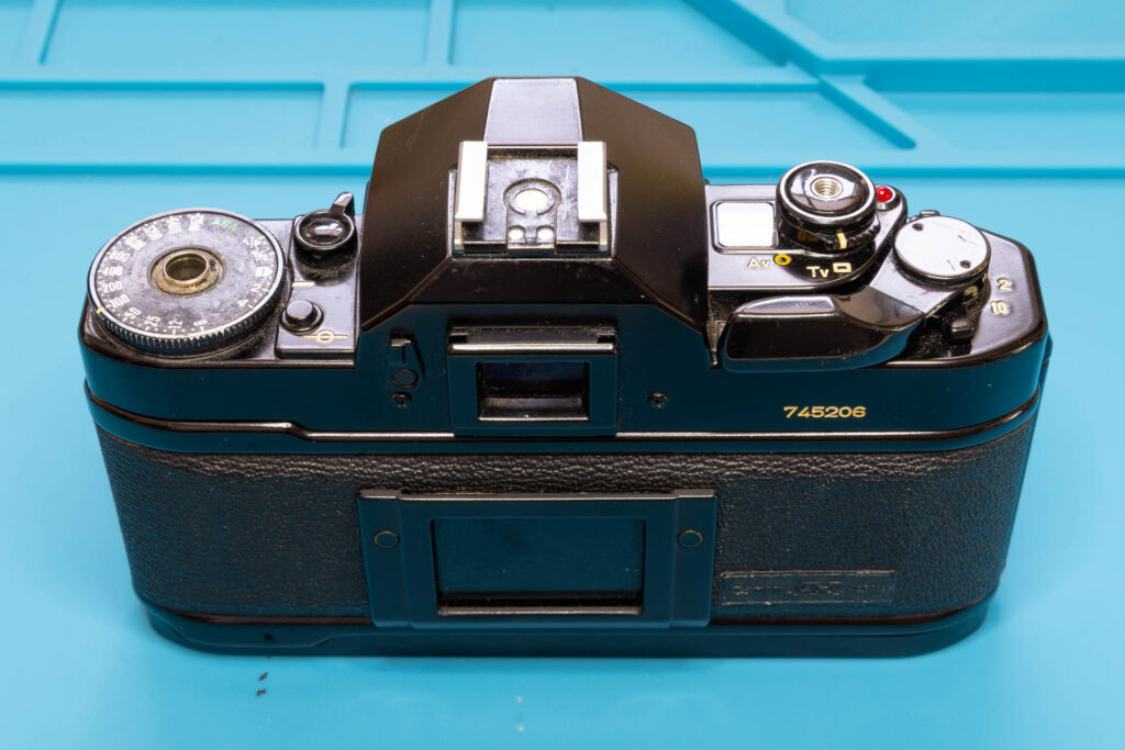 Canon A-1: How to Open the Back Cover - Rewind knob/shaft removed, back cover closed accidentally